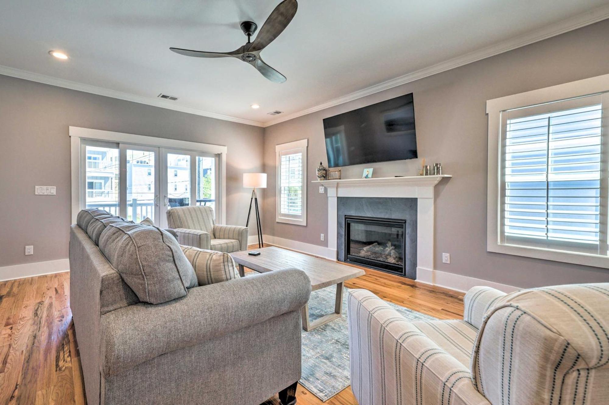 Bright Coastal Abode With Porch And Beach Access! Carolina Beach Ngoại thất bức ảnh